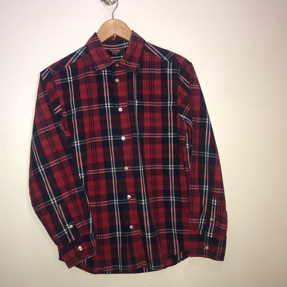 Wrangler boy’s shirts plaid , color :red size 14/16 long sleeve